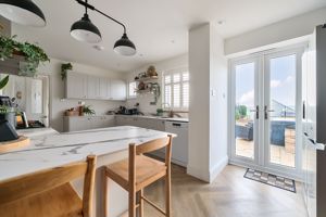 Photo 15- click for photo gallery